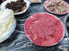-乳仔牛牦牛汤锅 烤羊排(松潘古城店)