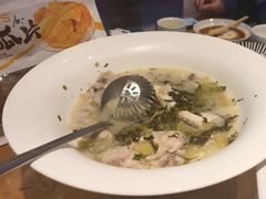 -严记小天府酸菜鱼(西四路店)