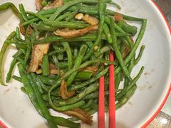 -黄泥岗·地道湖北菜(奥特莱斯店)