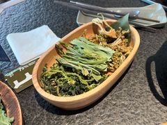 -三出山火锅(南京万象天地店)