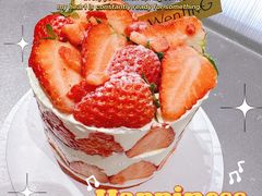 草莓鲜奶红丝绒·半糖蛋糕-WenTinG文汀·半糖蛋糕(港汇恒隆店)