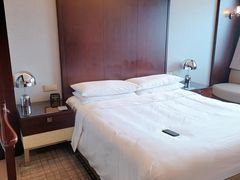 -上海龙之梦万丽酒店