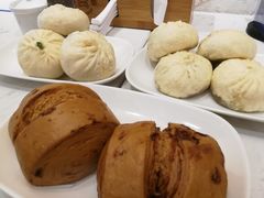 -李与白包子铺(桐梓林店)