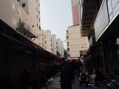 -云洲古玩城(大木桥路店)