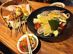 -万记麻辣烫国展总店