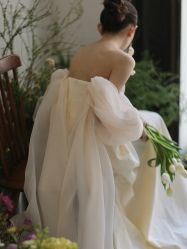 -艾米丽婚纱礼服