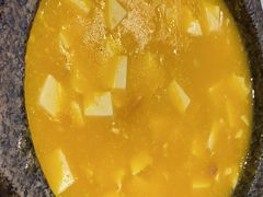 石锅蟹黄豆腐-东苑匠厨