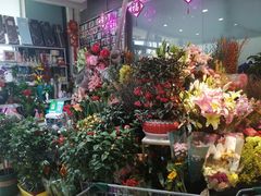 -悦邻百姓广场-停车场