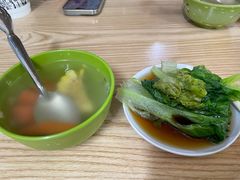 -煲煲香快餐(南京路店)