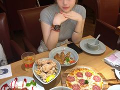 -Lia Cafe Bar Restaurant松山咖啡屋
