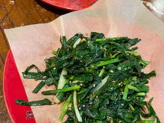 火腿蛋炒饭-何师烧烤Pro ·江湖川菜·小龙虾·精酿(太古里旗舰店)