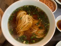 红汤面底-裕兴记•蟹黄面馆(人民广场店)