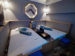 -云中漫步·足疗养生会馆(金开店)