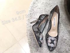 -Manolo Blahnik(置地广场店)