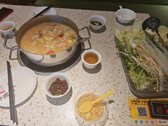 -土风豆米火锅(鸿通城店)