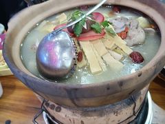 -捞围鲜·港式打边炉(海阳路店)