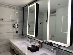 -大连星海皇冠假日酒店