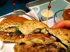 手撕猪肉汉堡-RAC BAR(安福路店)