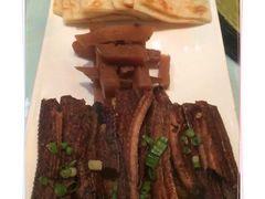 老城酥帶魚卷餅-京味斋·北京烤鸭(北京南站洋桥店)