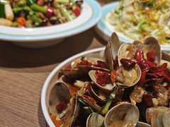 -街角等你.大连海鲜烧烤(西安路店)