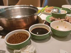 -润园四季椰子鸡火锅(卓越INTOWN店)
