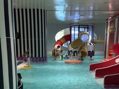 -涨巢·潮玩水疗局