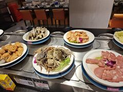 -钱小主·自助回旋烤肉火锅餐厅(东方新天地店)