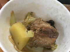 -粘豆包柴火铁锅炖