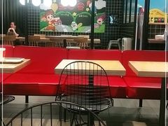 大堂-肯德基(龙之梦购物中心店)