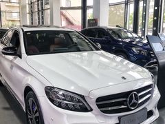 -上海星瀚奔驰4S店(红柳路店)