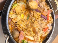 -豚妈妈汤饭·部队锅(南京东路店)