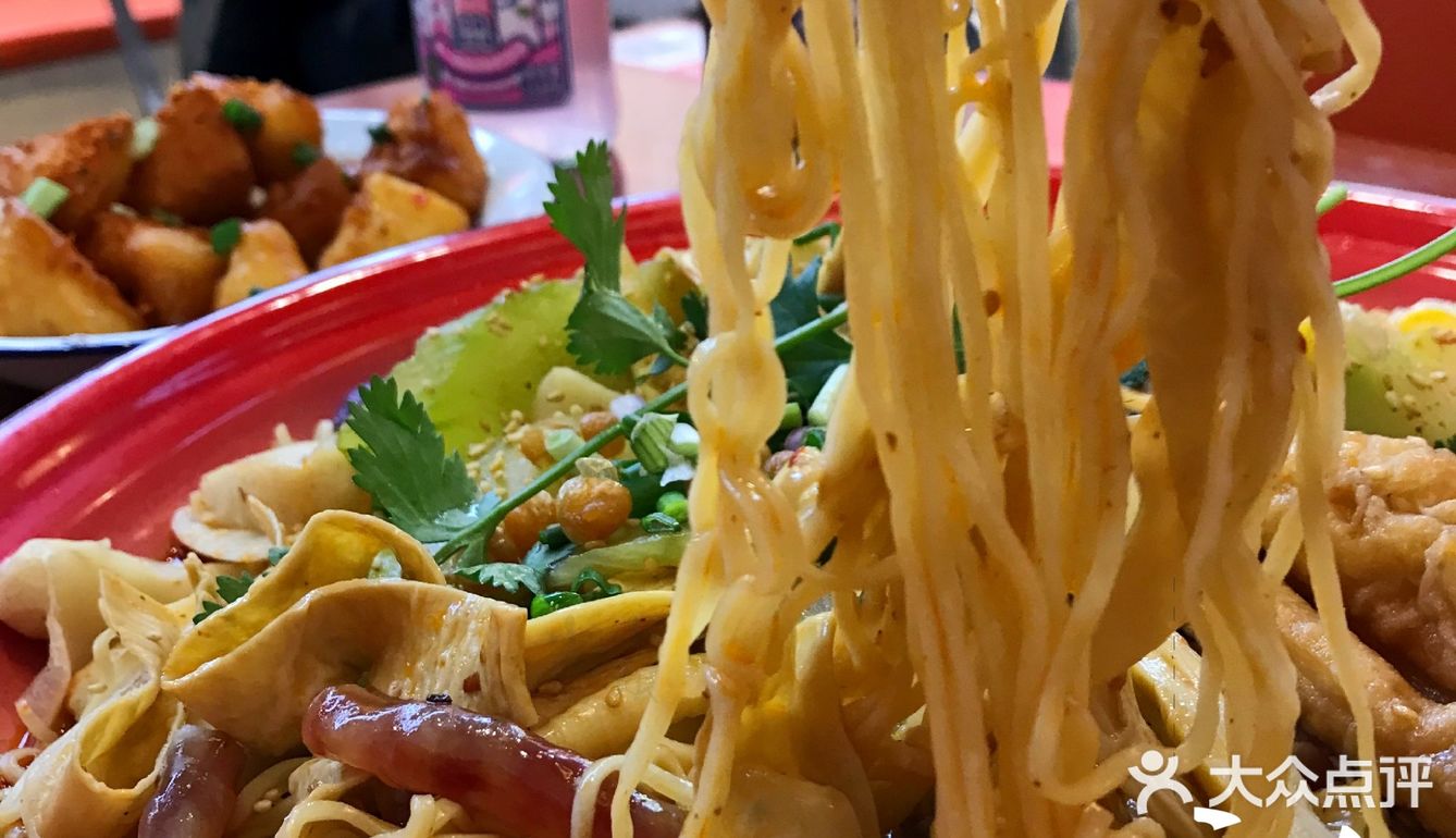 辣风流盘盘麻辣烫，您再一次来的理由，要的就是这个味道