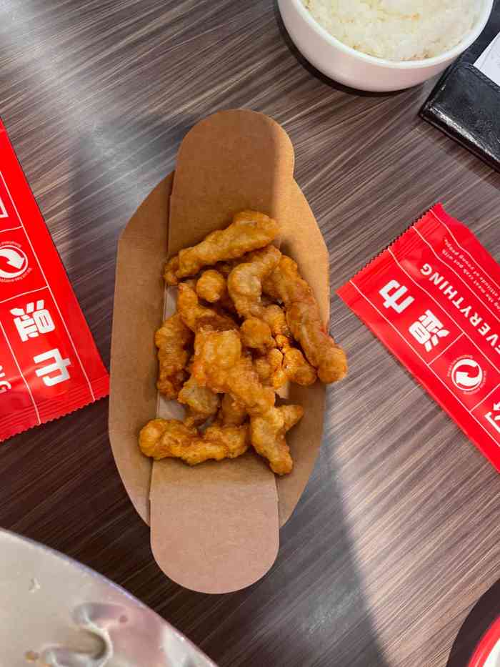 胖哥俩肉蟹煲(萧山旺角城店)-"[薄荷]环境:定位准确,人真的超级多,.