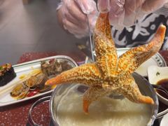 -四囍码头海鲜烧烤自助火锅(外滩南京东路悦荟广场店)