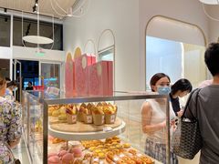面包甜点陈列柜-好利来(七宝领展广场店)