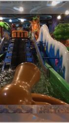 点击看大图 -维佳童话镇演出现场(徐东店)