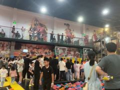 -极限Jump蹦床·新潮玩运动世界·室内乐园·团建·派对中心