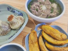 -老新隆牛肉锅贴(新街口店)