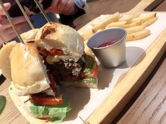 祖母超级至尊汉堡-G+KITCHEN(龙湖狮山天街店)