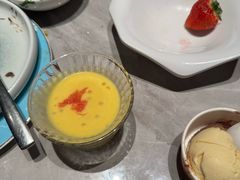 -雍容荟帝王蟹活龙虾展台自助(IFS黑金店)