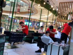 -爱上瑞卡美发沙龙