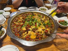 -乡土特色.冷锅鱼.牦牛肉汤锅