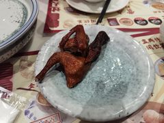 红烧乳鸽-赏点粤式点心(广州塔店)