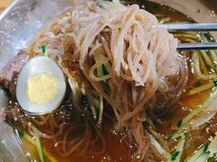 -吴草鸡爪오초닭발韩食堂(融恒盈嘉中心店)