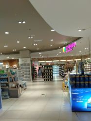-孩子王(静安大融城店)