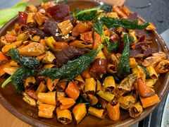 -阿山卓·野生菌火锅·纳西火塘烤肉