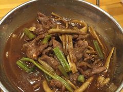 茶树菇牛肉-乌镇那一年小院主题餐厅(甘泉西路店)
