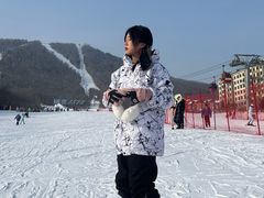 -亚布力新体委滑雪场
