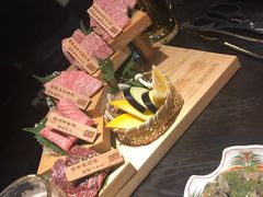 -山川小町·极番烧肉(新地假日广场店)