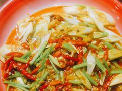 -先启半步颠小酒馆(常熟万达广场店)